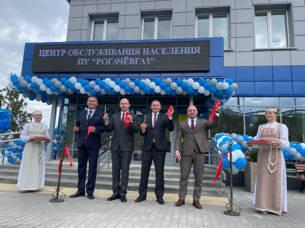 photo_5289718680403430936_y (1).jpg